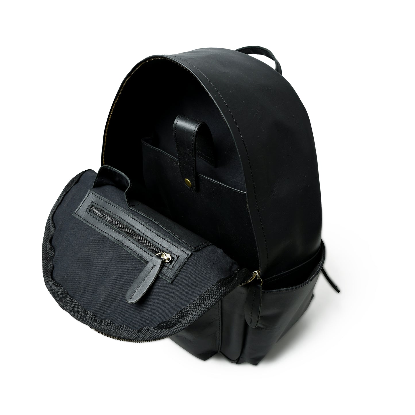 Cuiravo's Waxy Leather Backpack